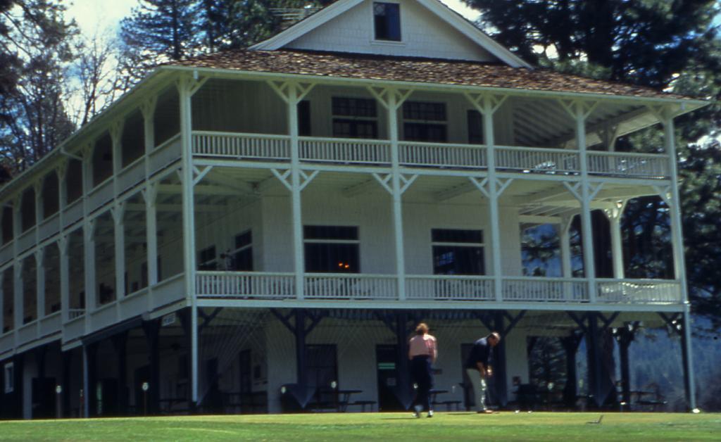 Wawona Hotel Exterior photo